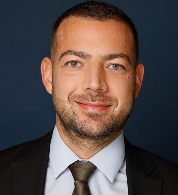 Deniz Cesmeli